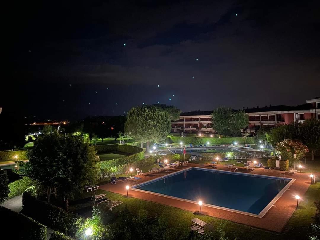 Home Gardaview Desenzano Desenzano del Garda Kültér fotó